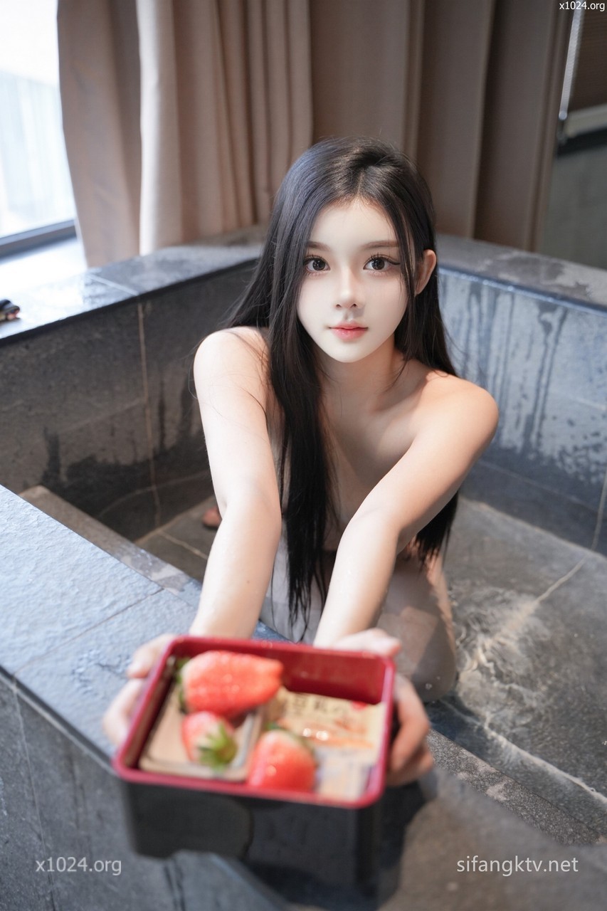 (3)