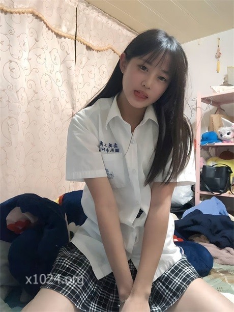 (2)
