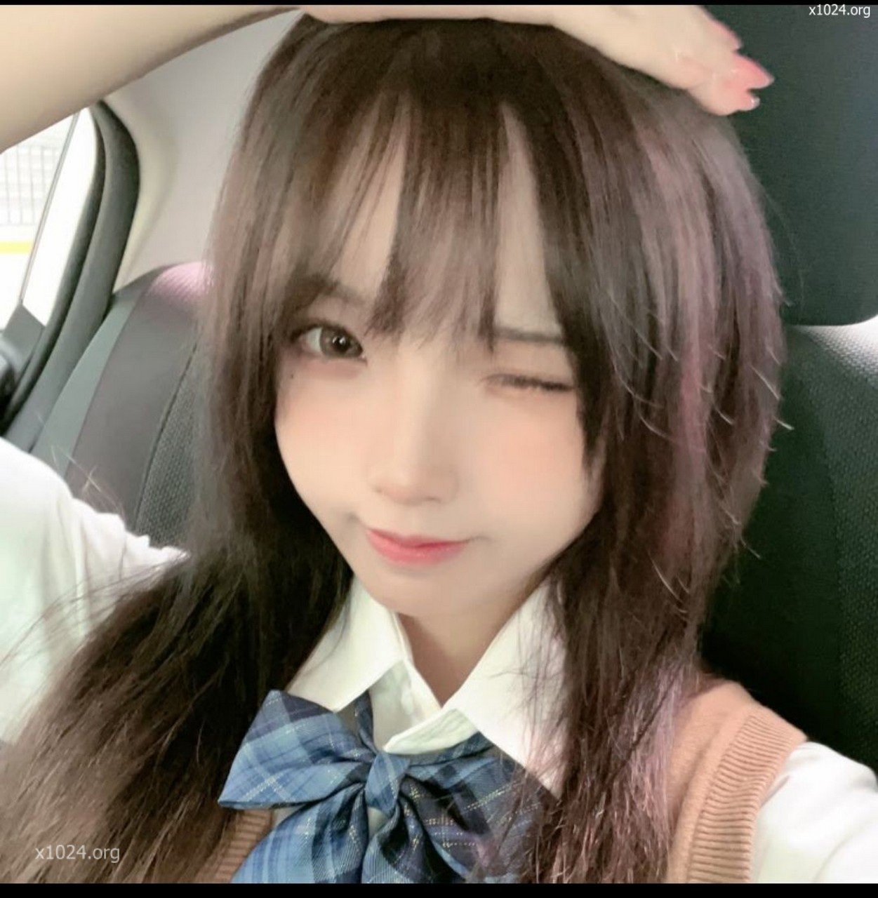 (11)