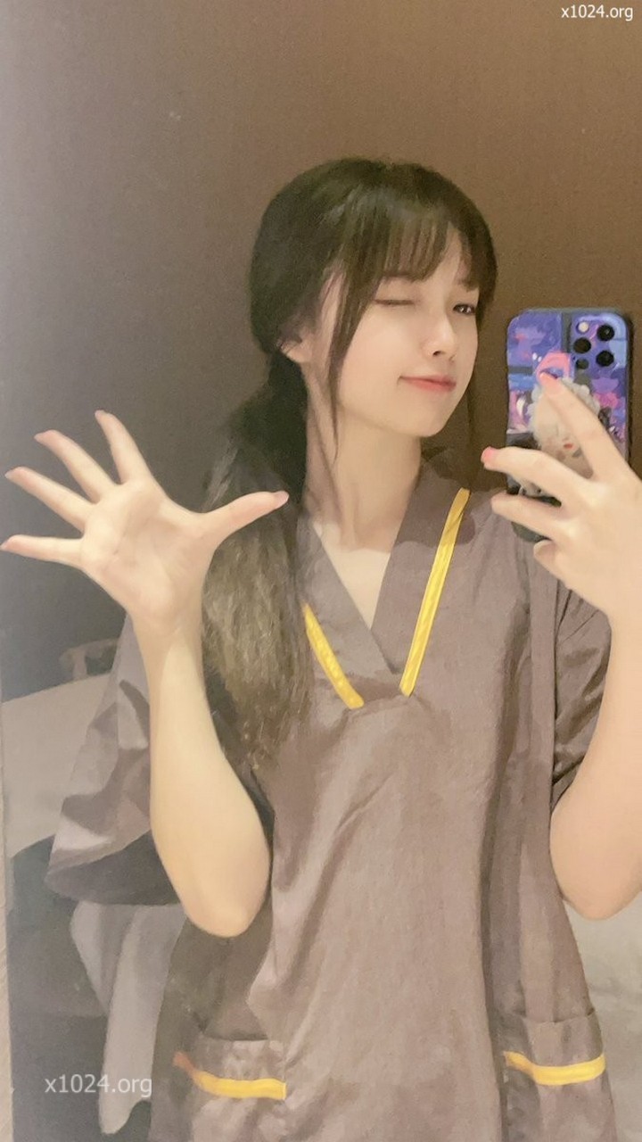 ❣️3套【一团墨染w】福利姬中极品，神仙颜值，幼态萝莉，大胆掰白虎穴，双跳蛋自慰 [261P+2V/260MB]