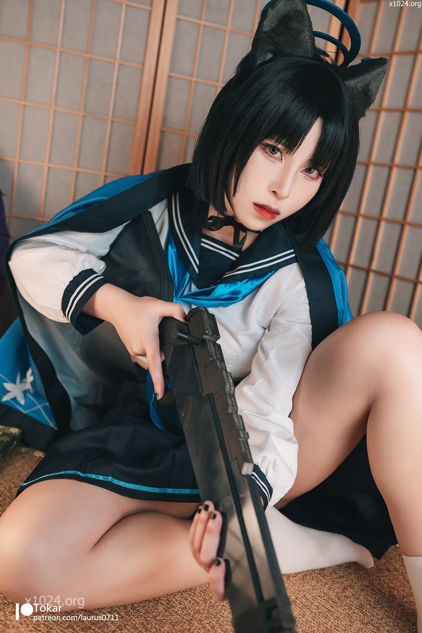 (1)
