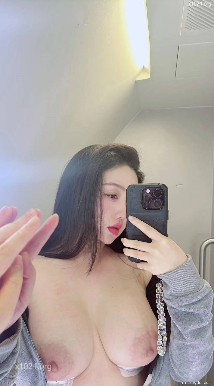 p (9)