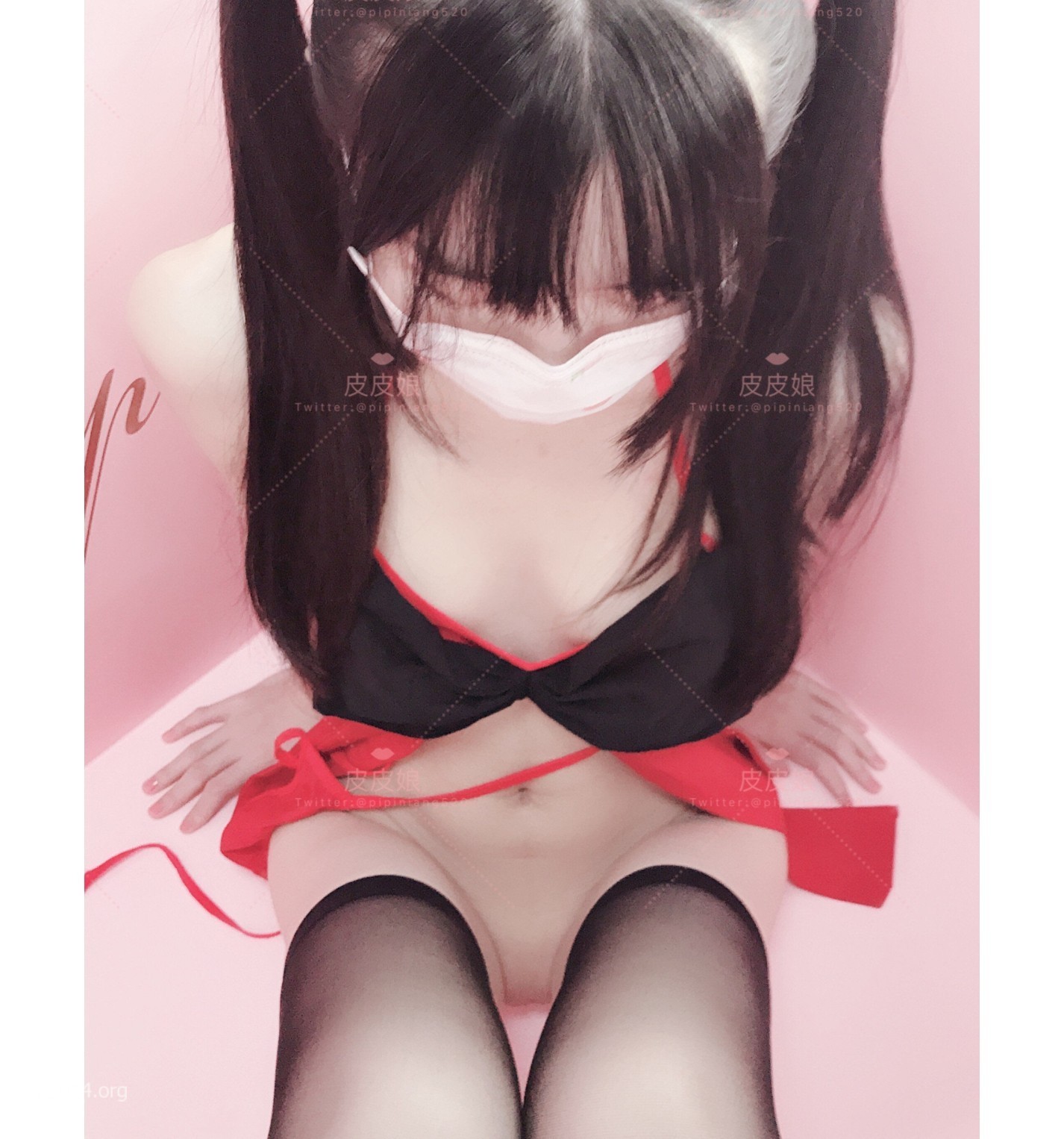 推特颜值福利姬【皮皮娘（又又酱）】第二弹，19岁超清纯萝莉，白虎嫩穴啪啪内射 [205P+1V/1.22GB]
