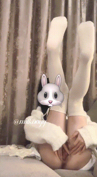 (3)