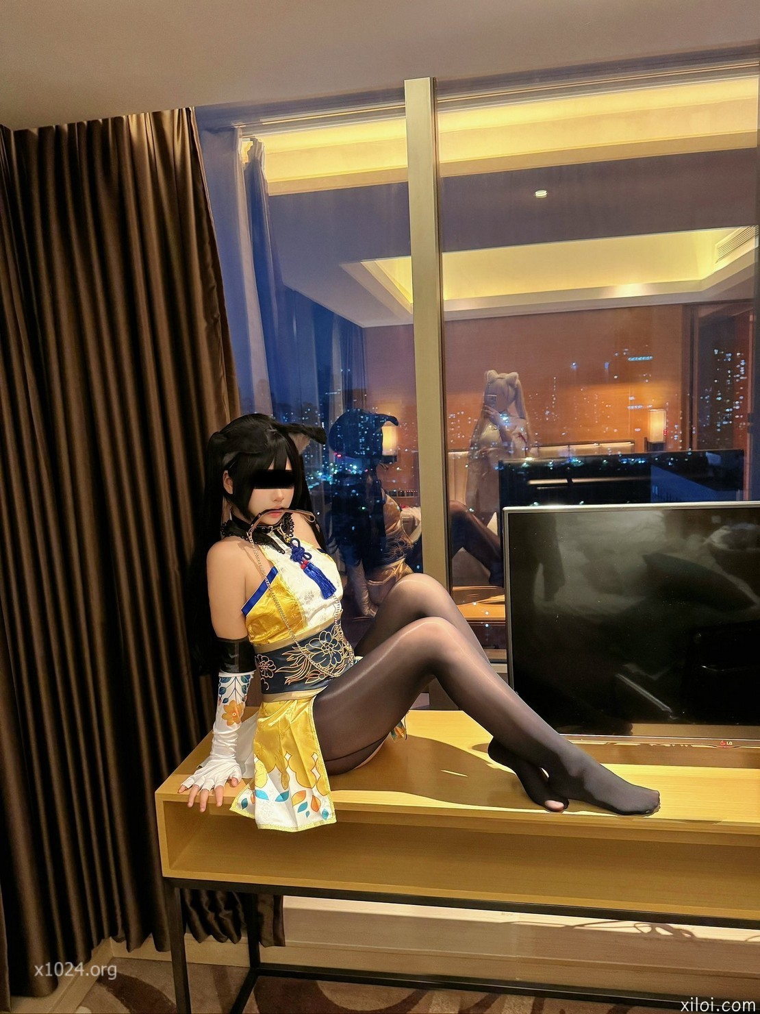 (1)