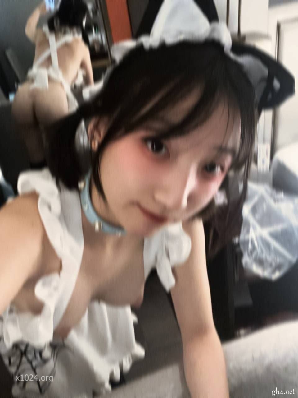 2 (9)