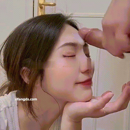 (2)