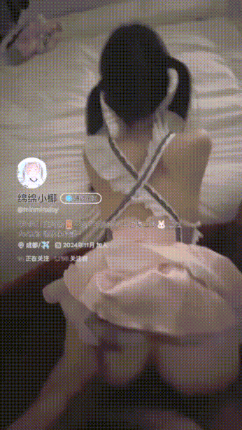 (3)