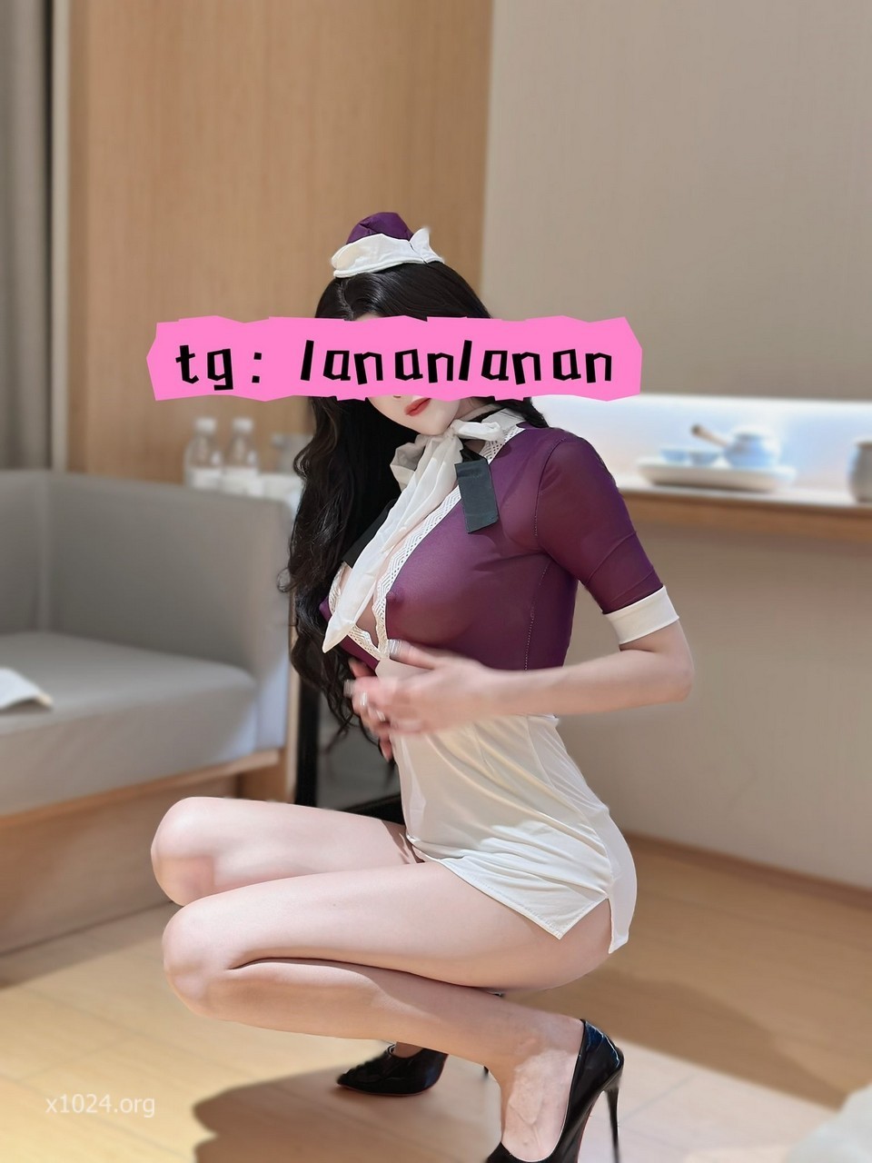 ✅极品颜值露脸女神『桉X(lananlanan)』黑丝妻子出轨无能丈夫 淫语调情！穿着秀禾婚纱夫前侵犯 [44P+15V/2.01GB]