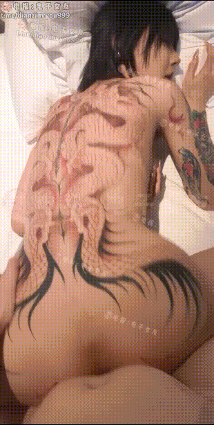 (4)