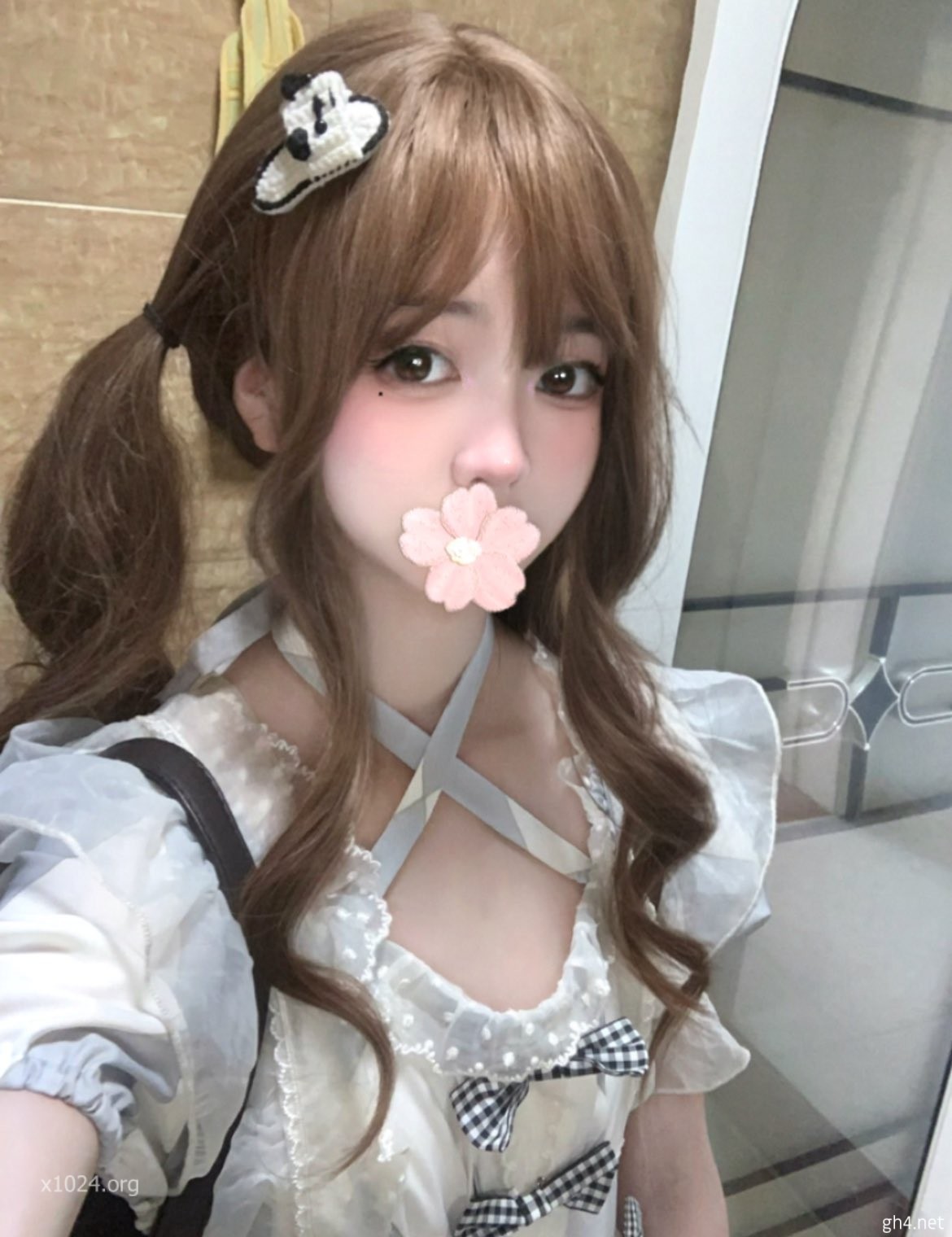 2 (2)