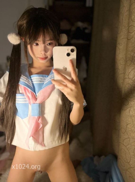 (3)