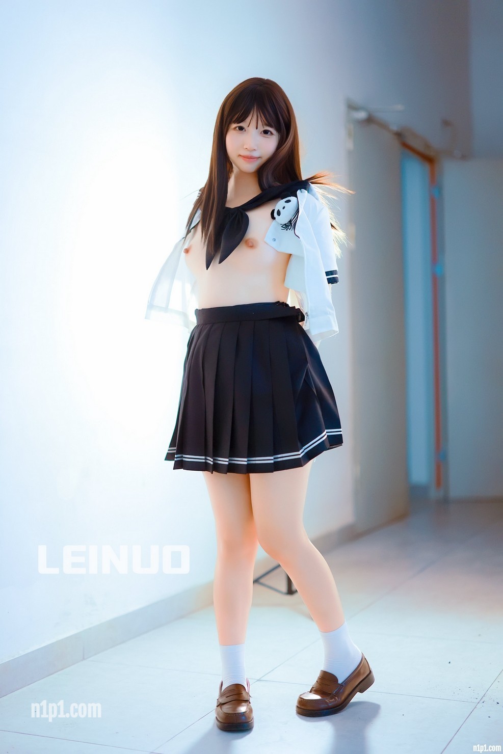 (2)