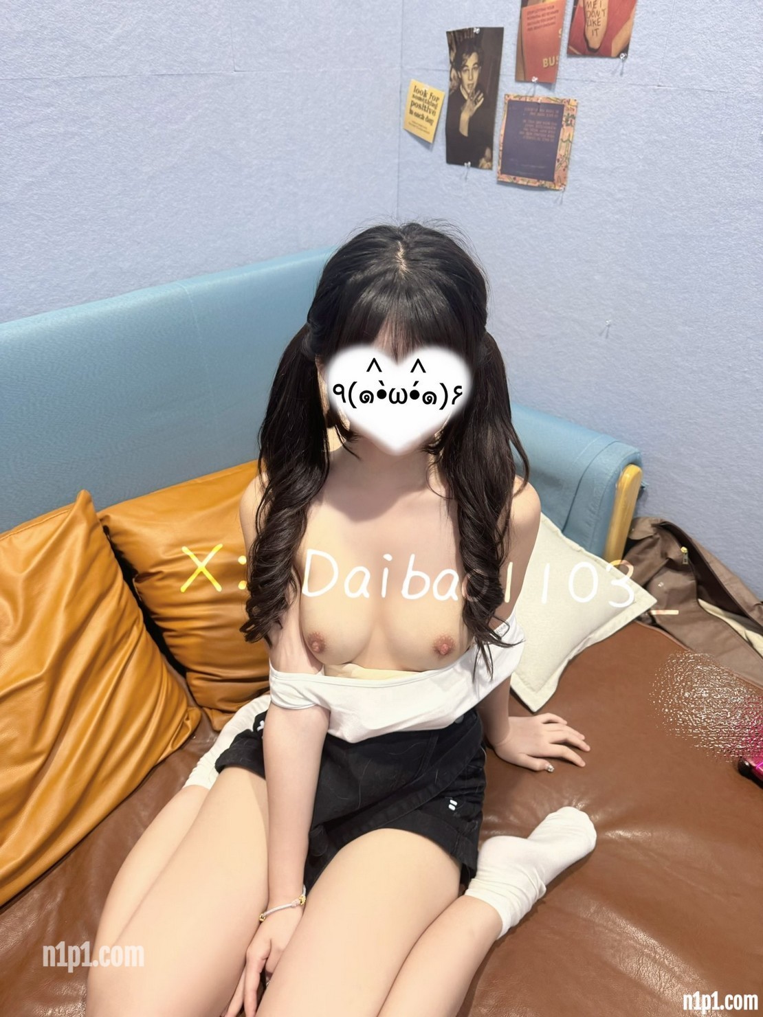 (2)