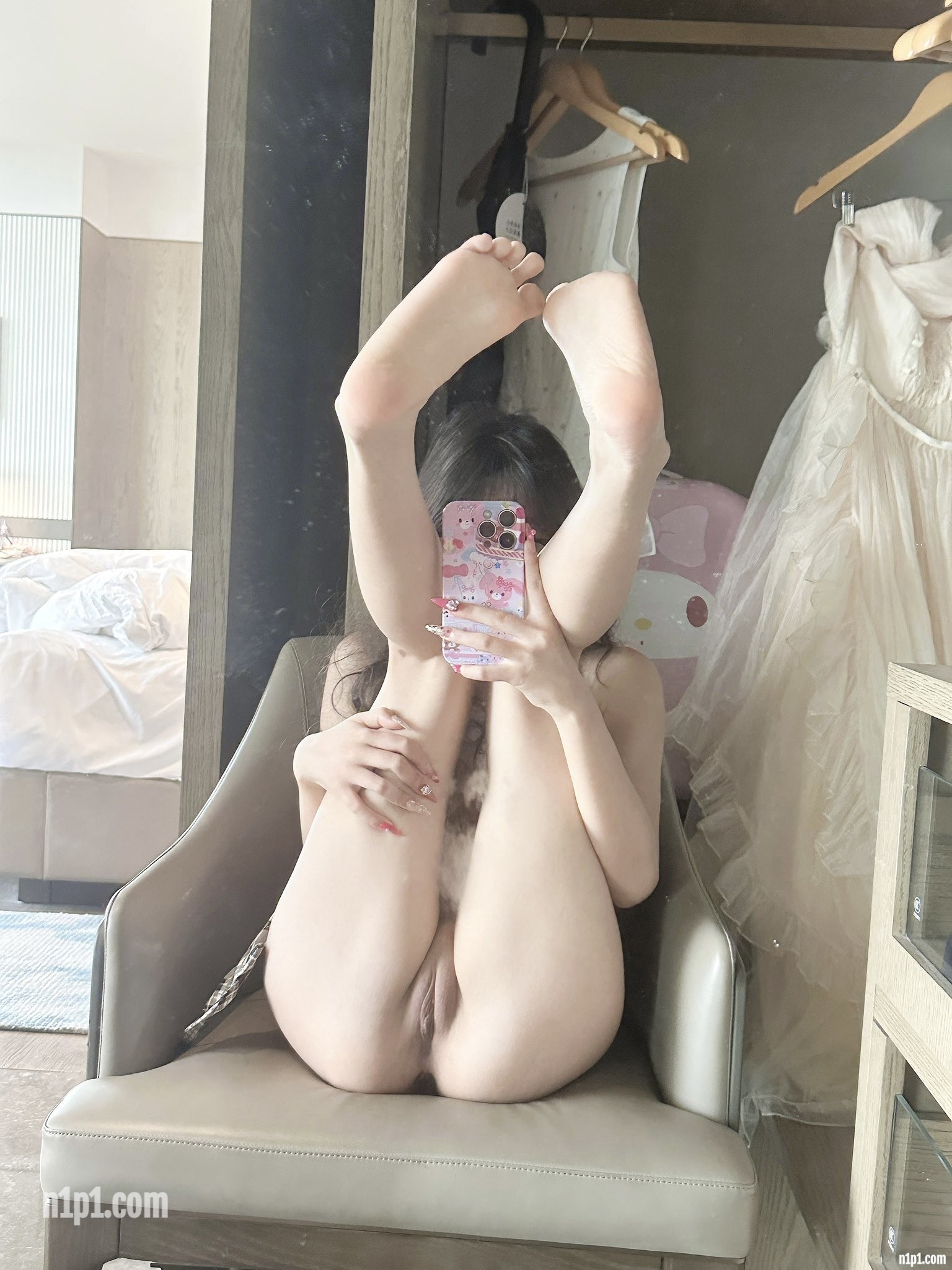 (2)