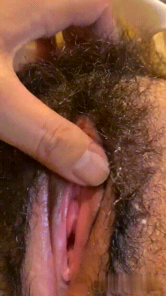(7)