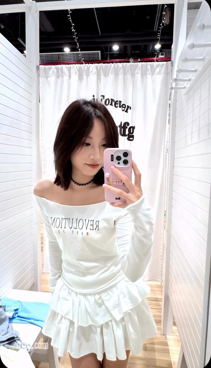 (3)