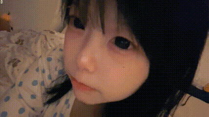 娃娃脸清纯小嫩妹【池奈奈】520门槛福利，露脸全裸掰穴特写自慰 [3V/226MB]