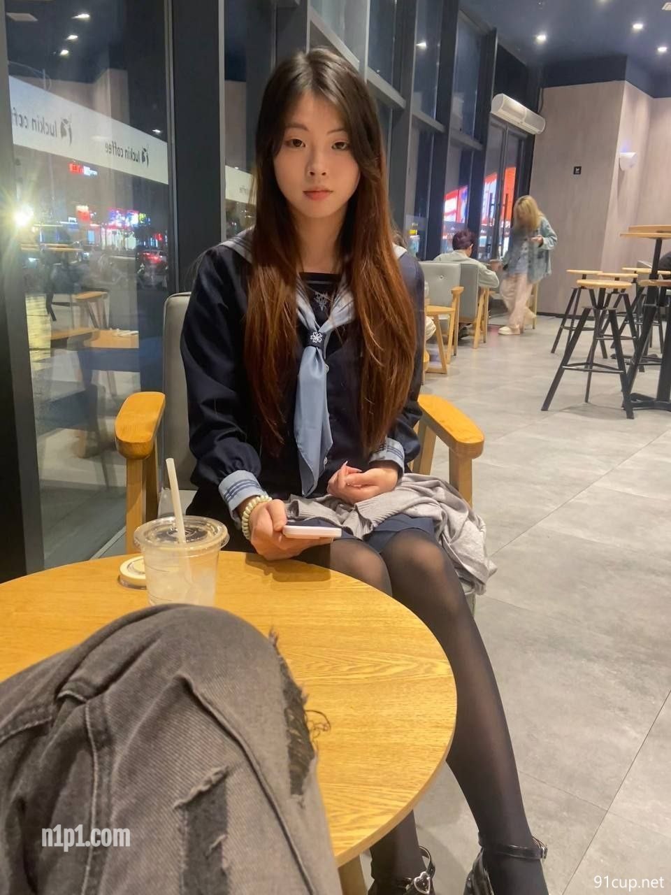 1 (7)