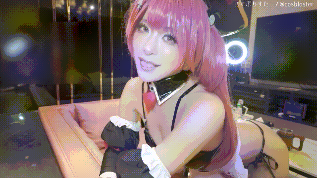 传闻会逆推的绝美少女官方coser，在酒店私拍时竟被coser暴走的性欲吃干抹净 [1V/845MB]