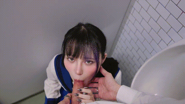 (3)
