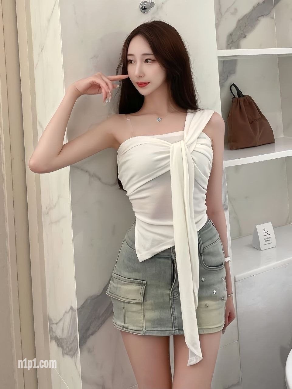 T (1)