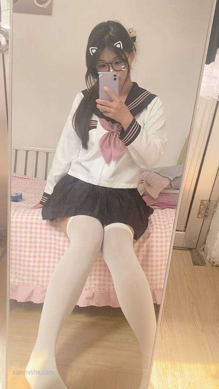 1 (17)